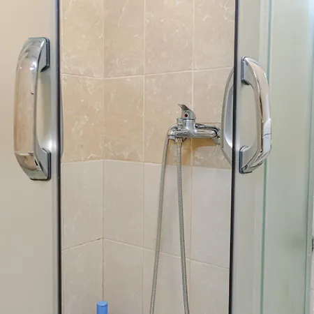 Veronika's Place سكوبجي